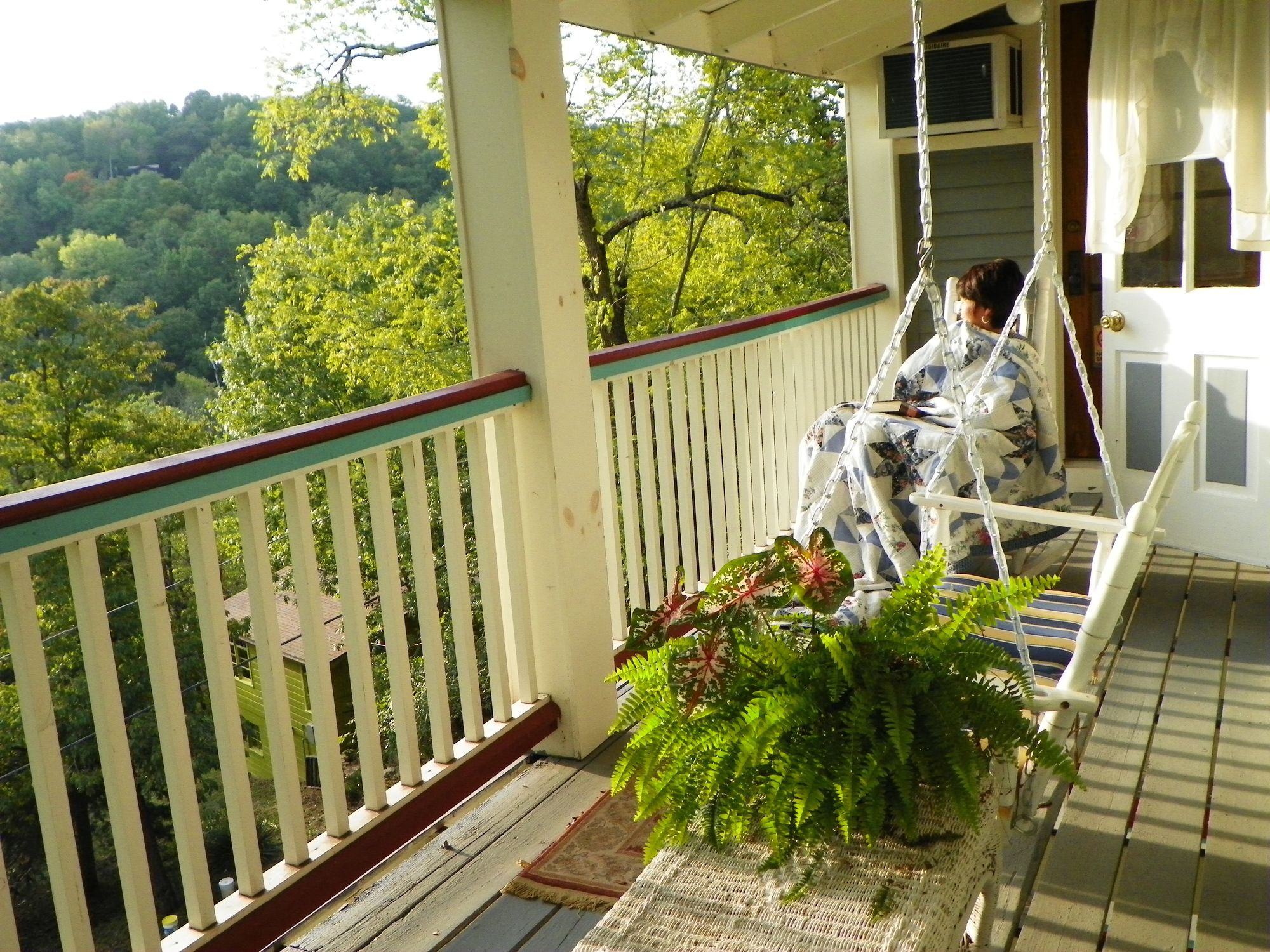 All Seasons Inn