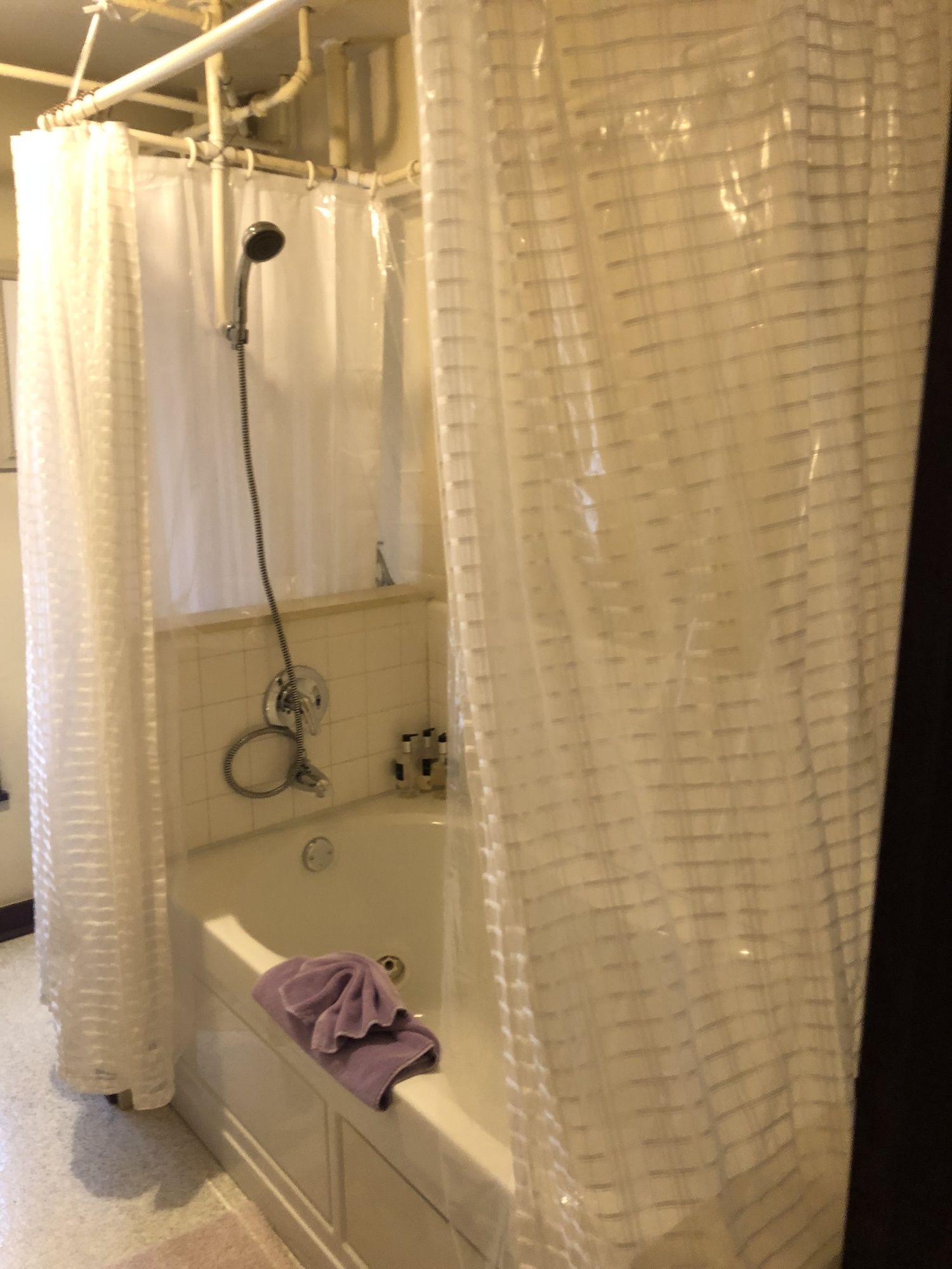 All Seasons Inn