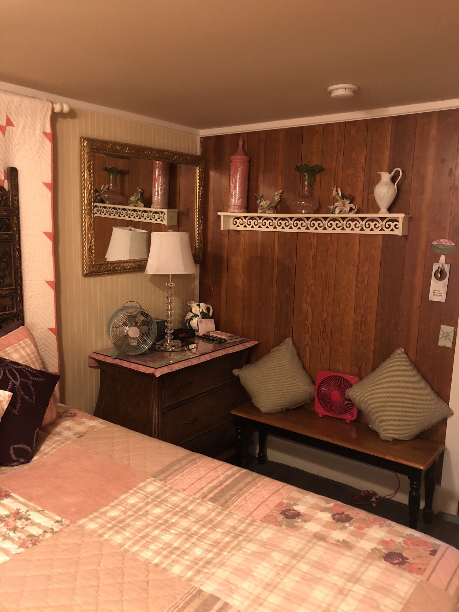 All Seasons Inn