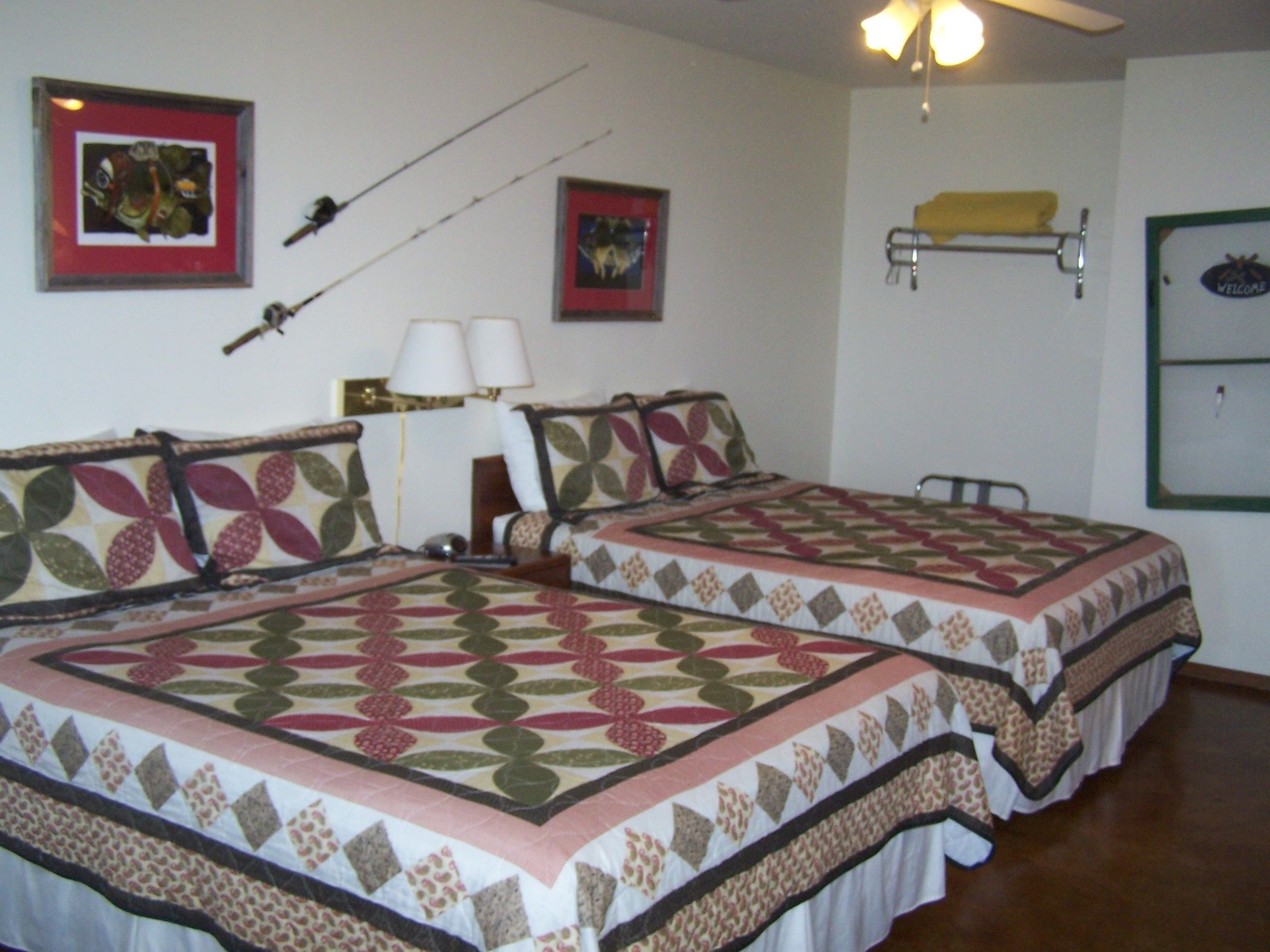 Pointe West Resort & Suites