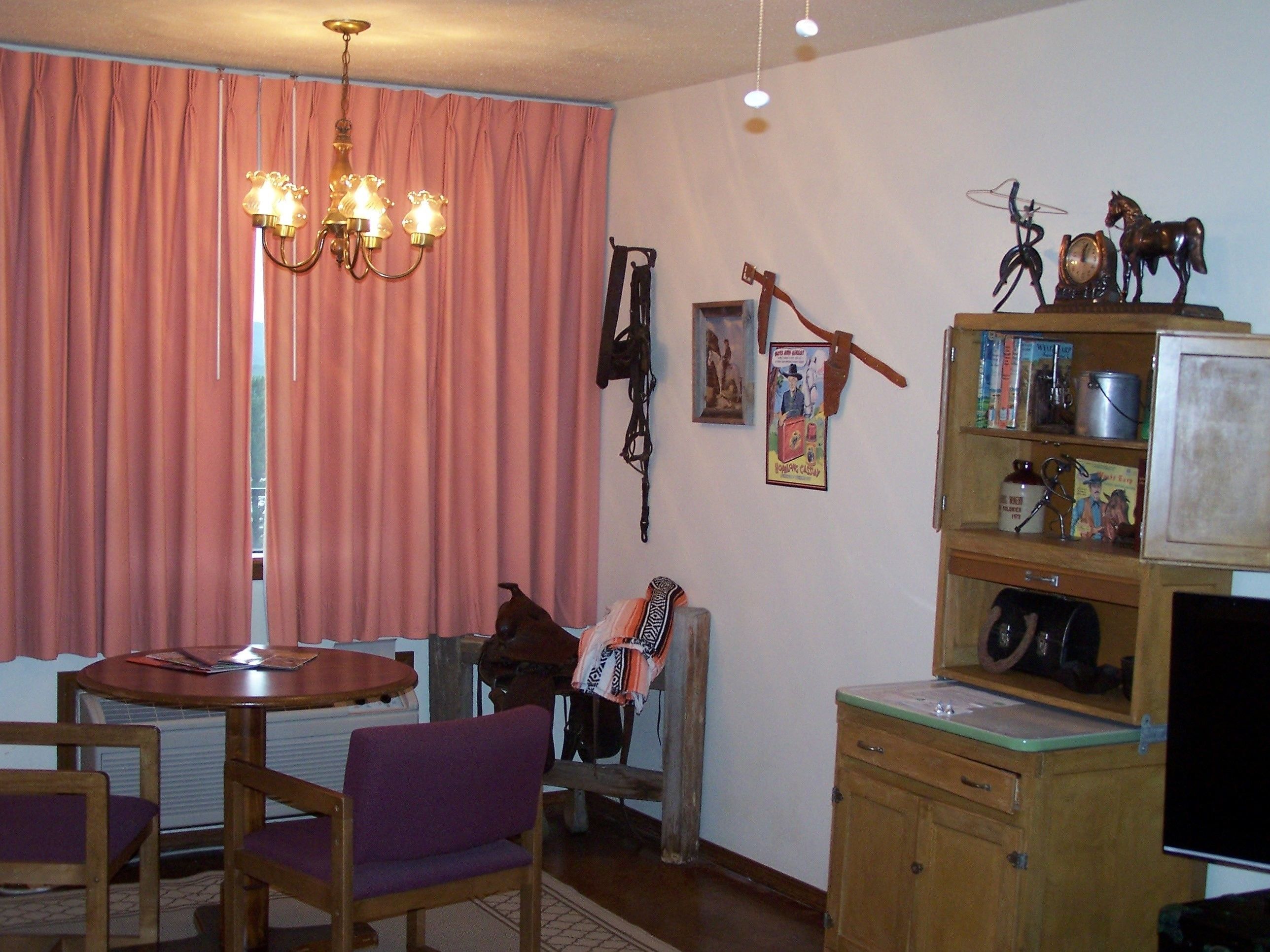 Pointe West Resort & Suites