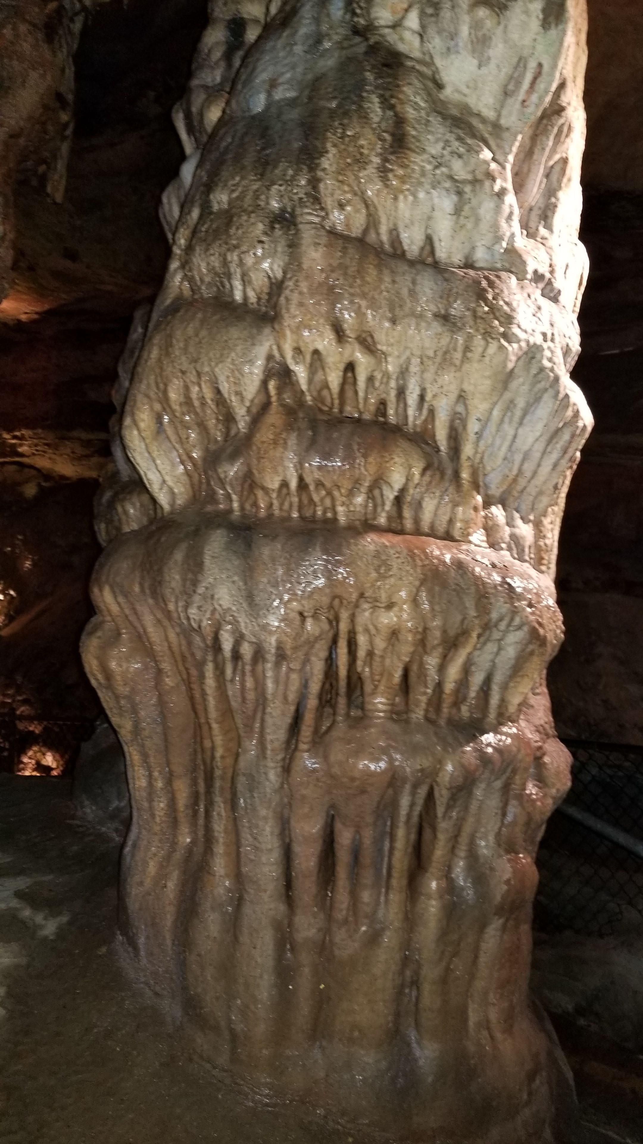 Pointe West Resort & Suites