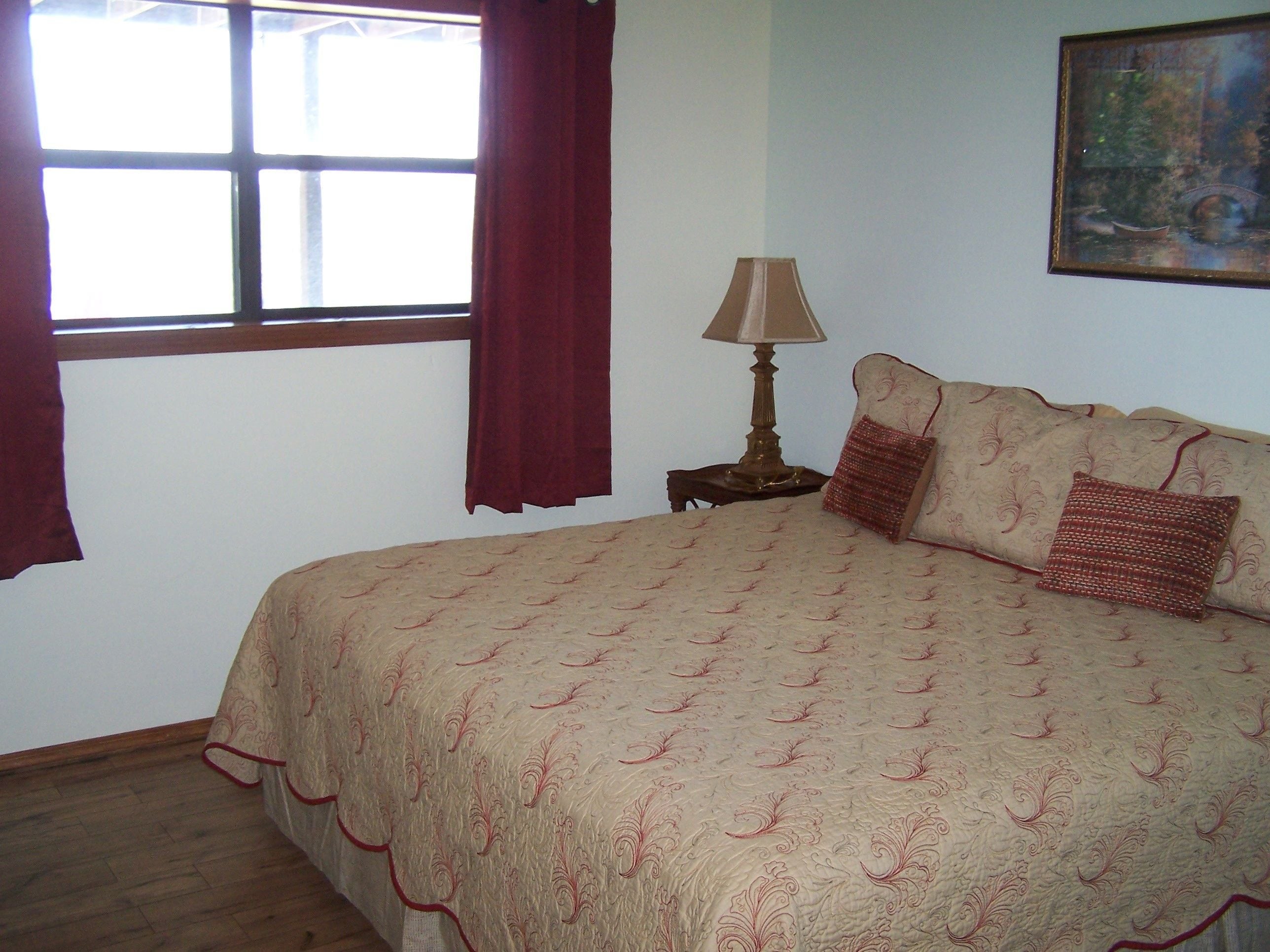 Pointe West Resort & Suites