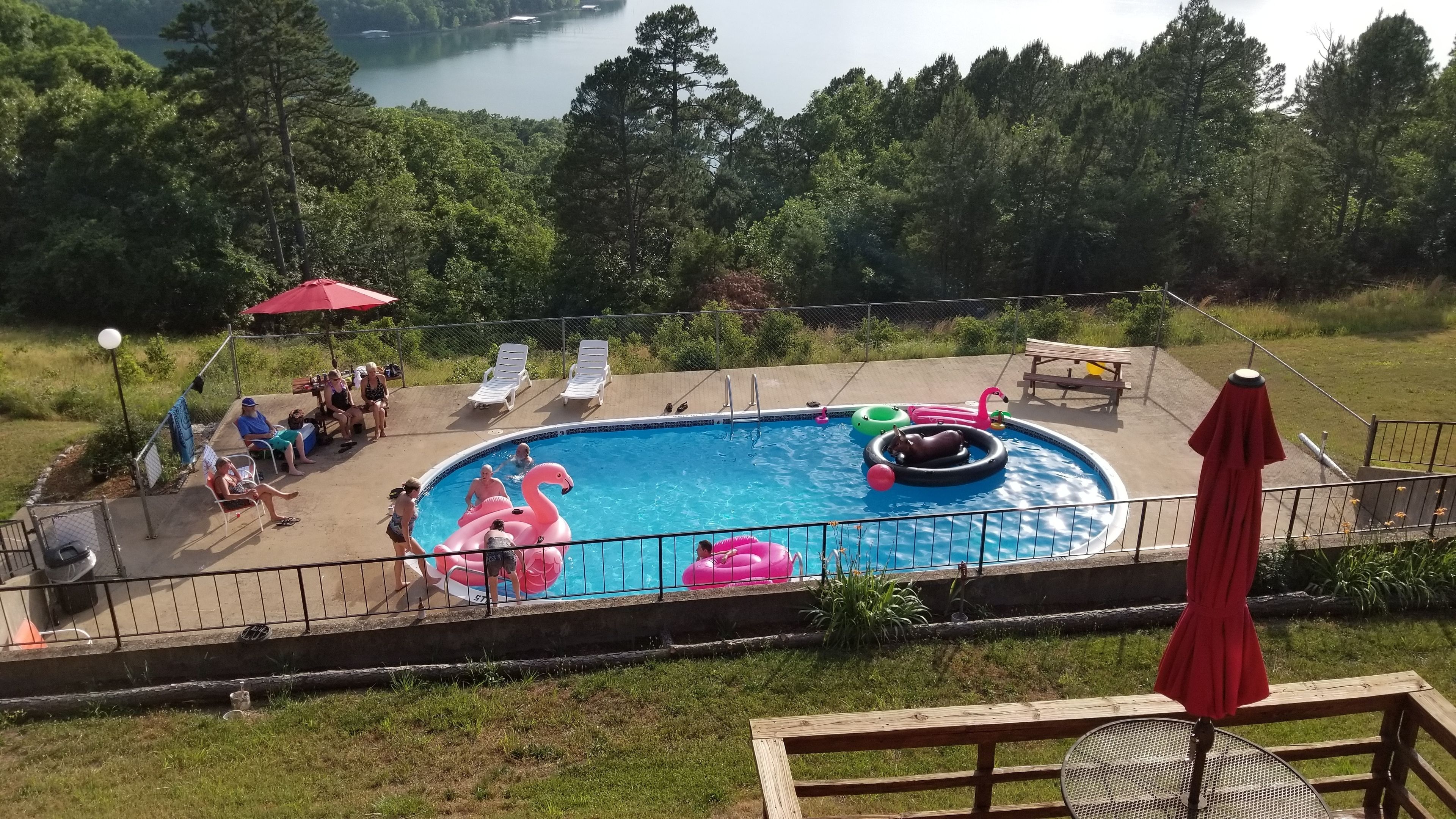 Pointe West Resort & Suites