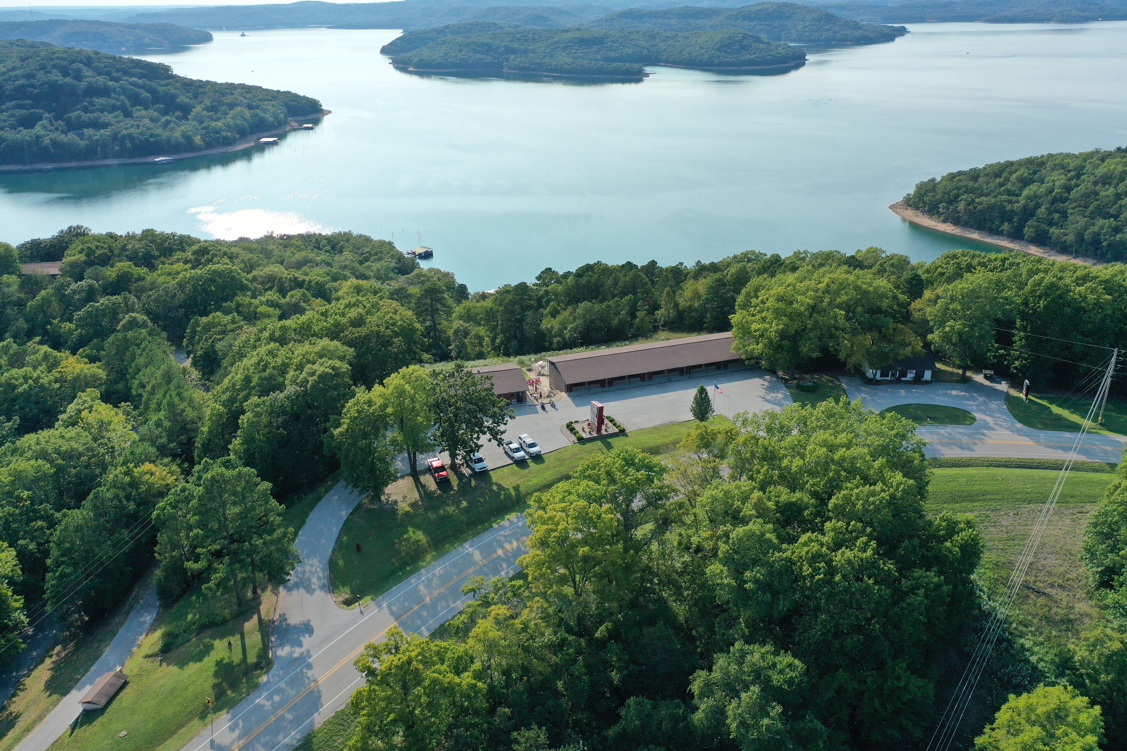 Pointe West Resort & Suites