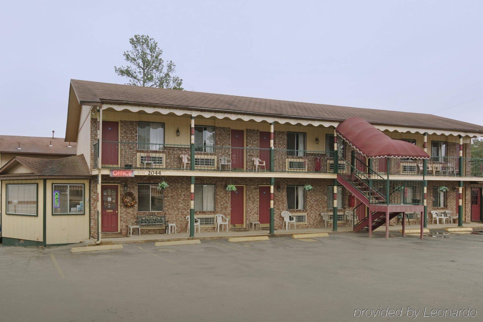 Travelers Inn