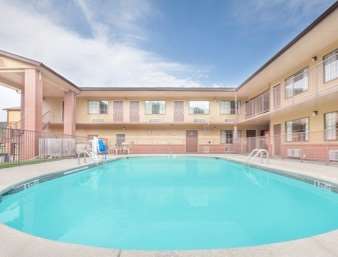 Days Inn by Wyndham Fayetteville