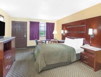 Days Inn by Wyndham Fayetteville