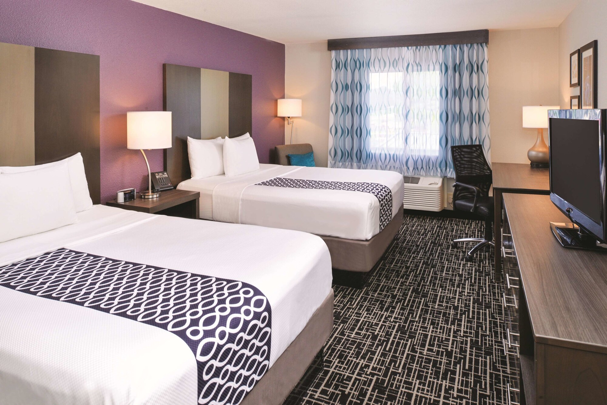 La Quinta Inn & Suites by Wyndham Fayetteville