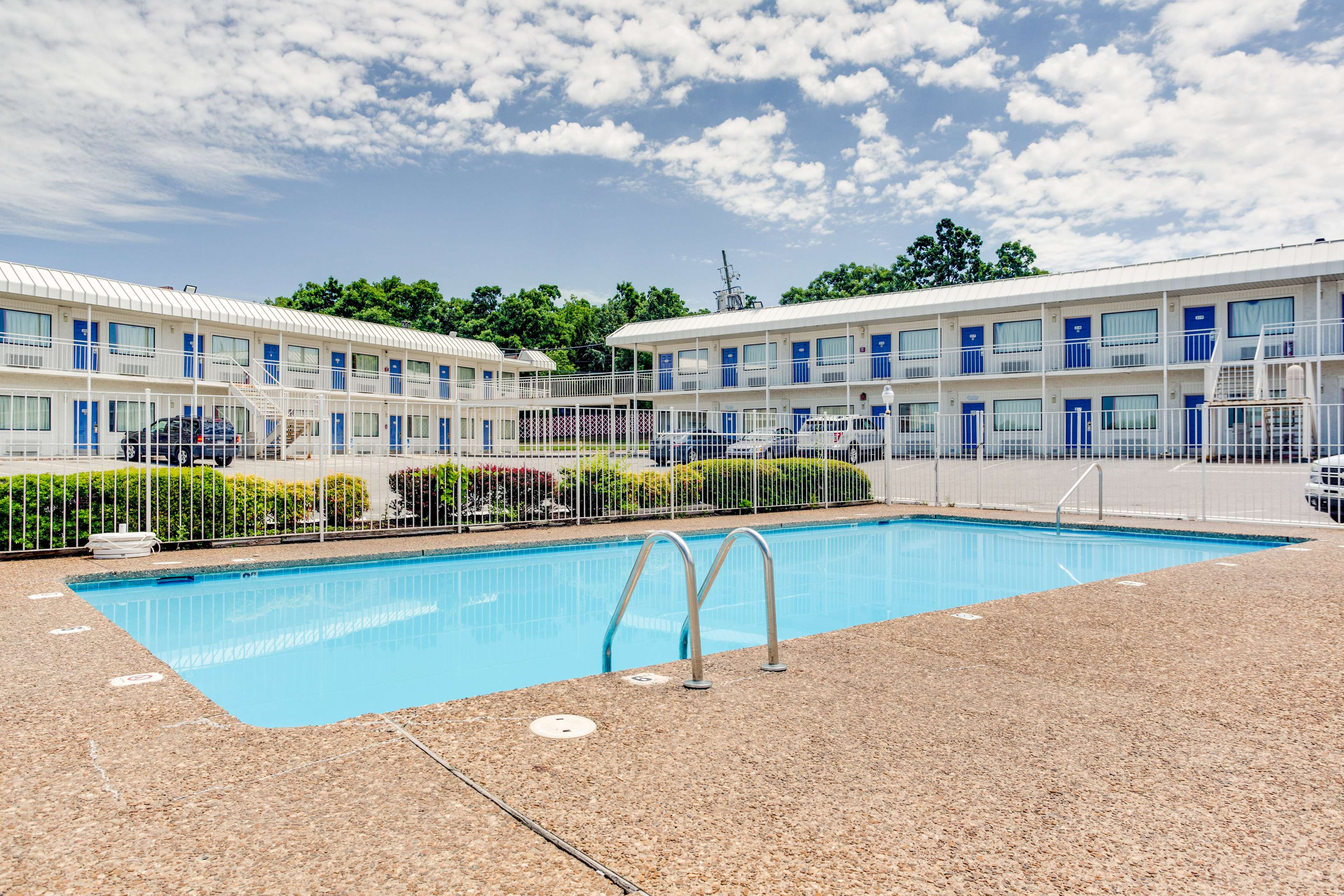 Motel 6 Fayetteville, AR