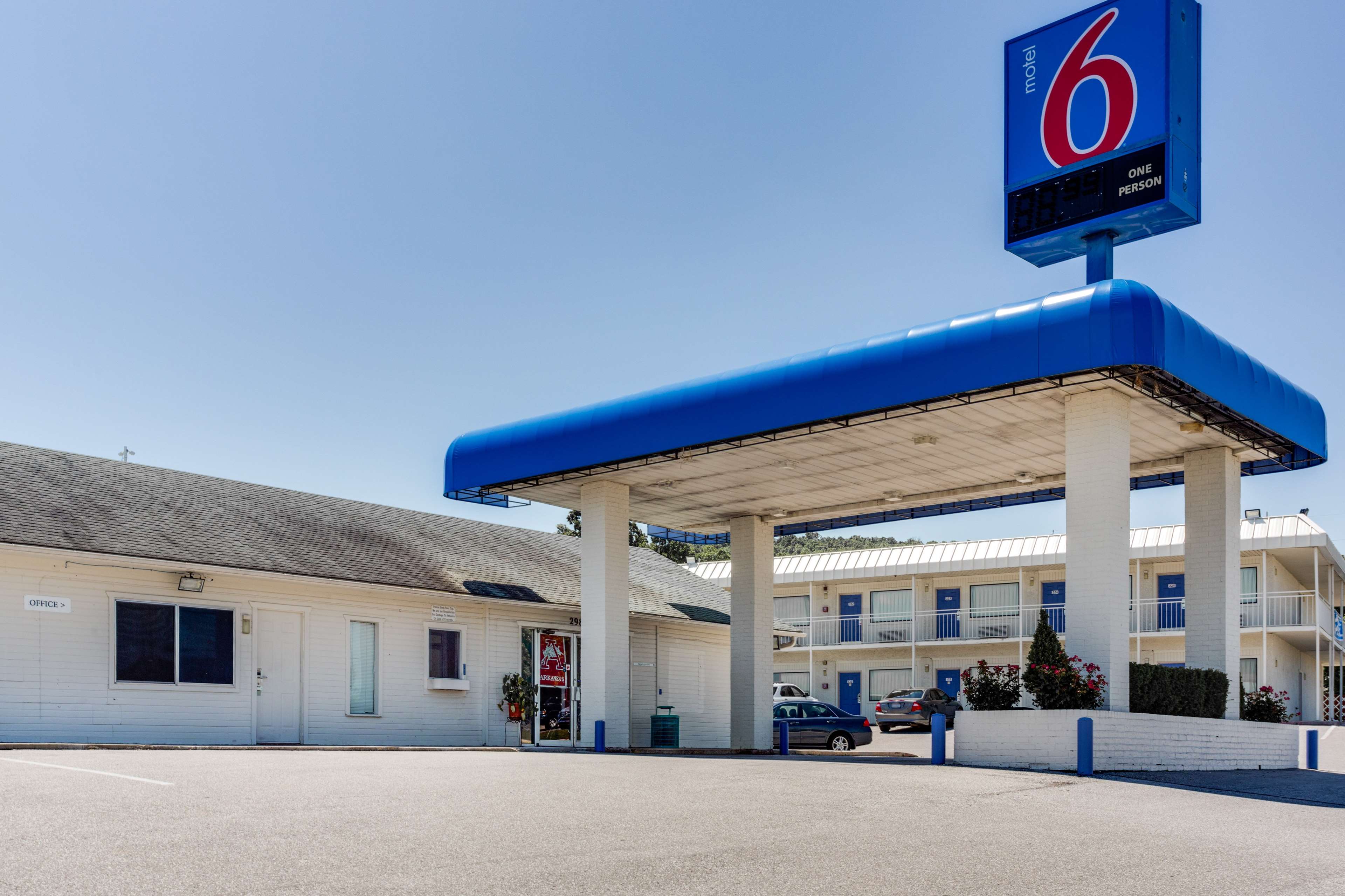 Motel 6 Fayetteville, AR