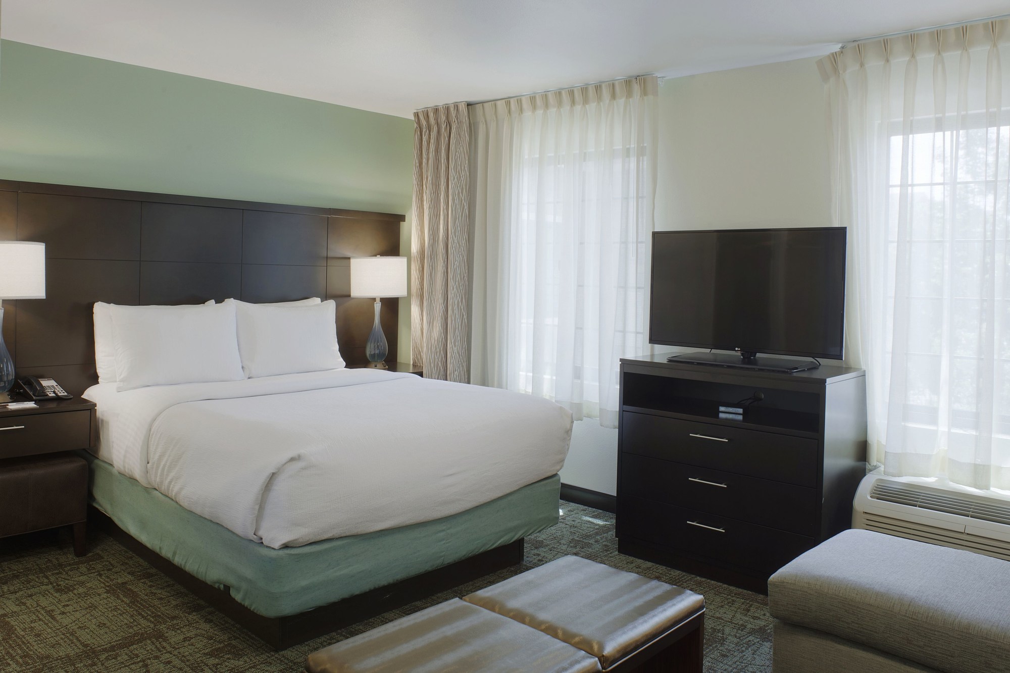 Staybridge Suites Fayetteville/Univ of Arkansas