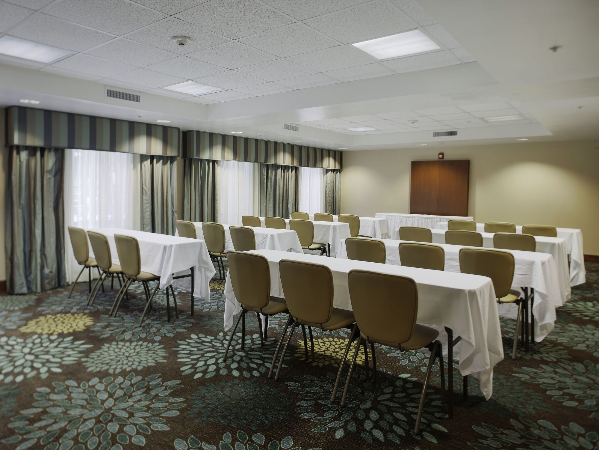 Staybridge Suites Fayetteville/Univ of Arkansas