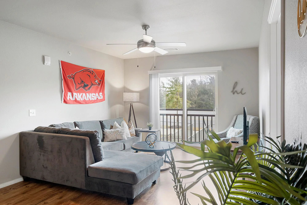 The Luxe Suites at University of Arkansas