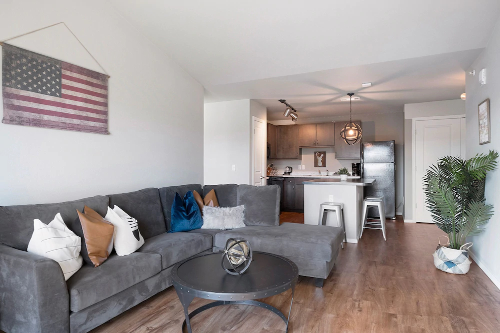 The Luxe Suites at University of Arkansas