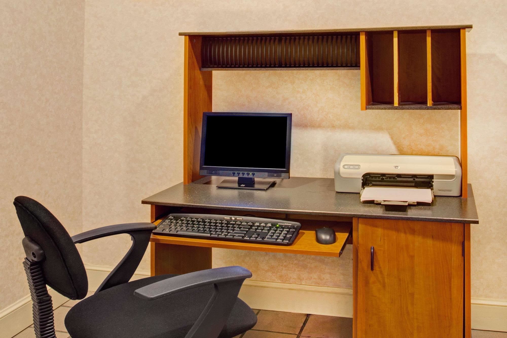 Days Inn by Wyndham Forrest City