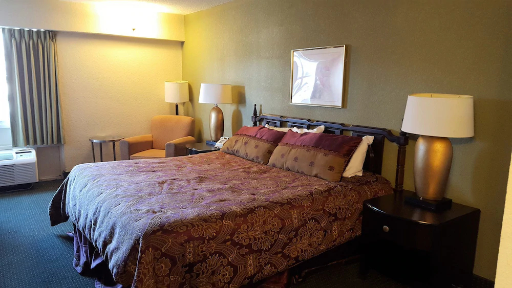 River Valley Inn and Suites By Belvilla