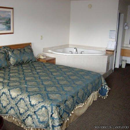 Brass Door Motel