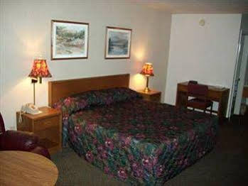 Brass Door Motel