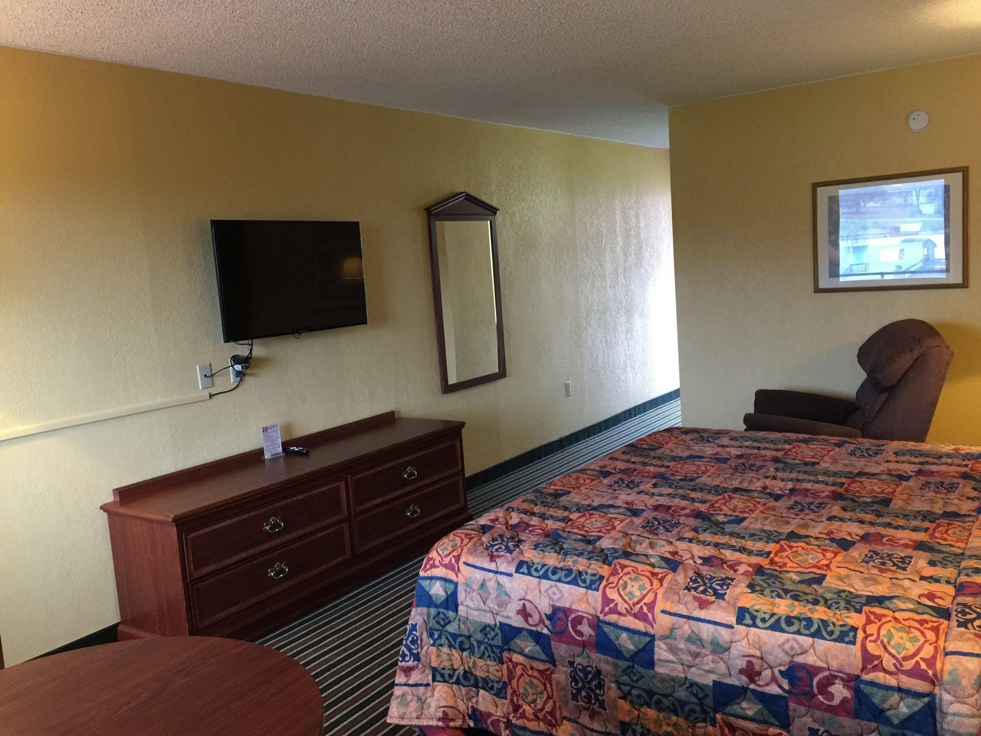 Family Budget Inn Harrison