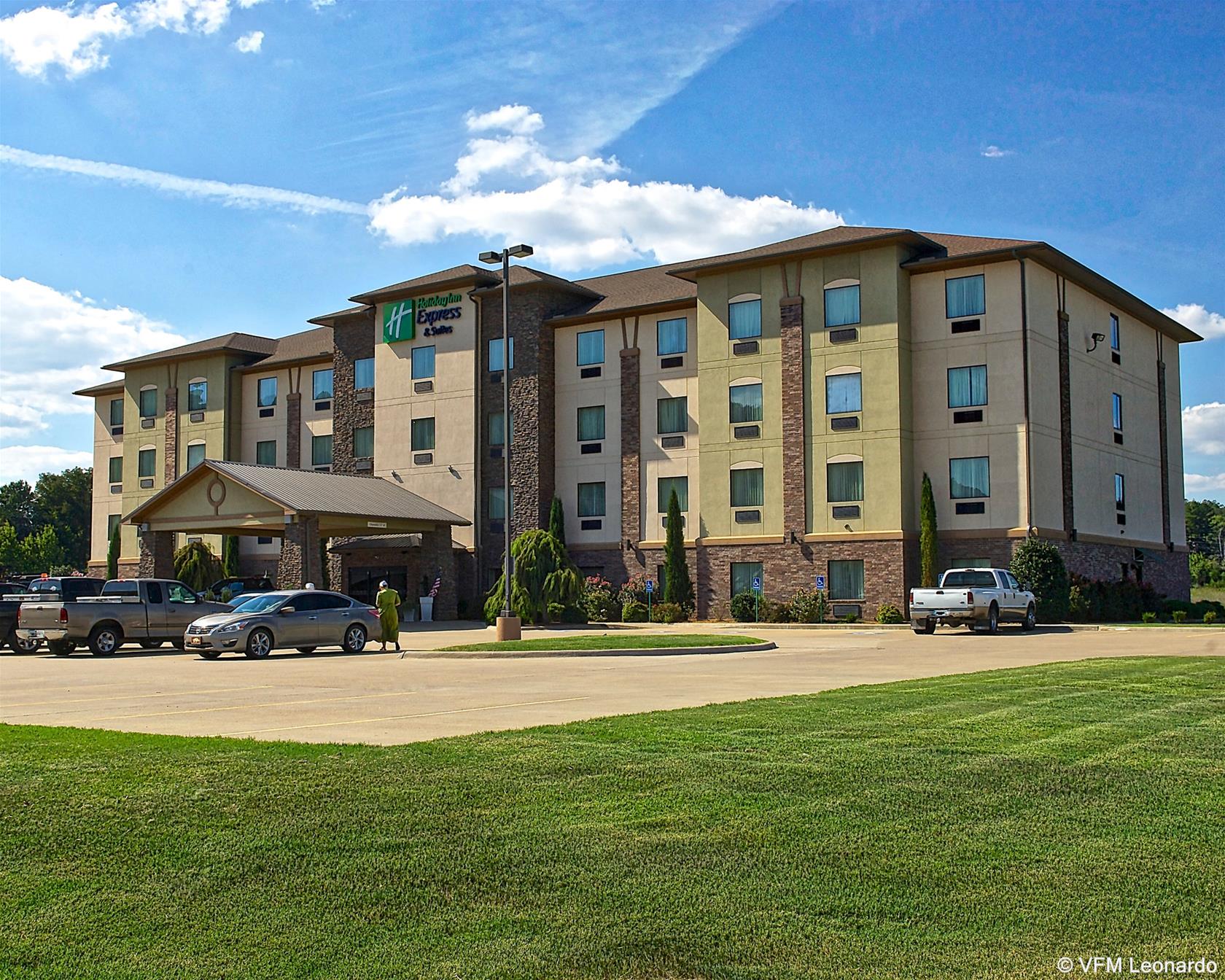 Holiday Inn Express Hotel & Suites Heber Springs