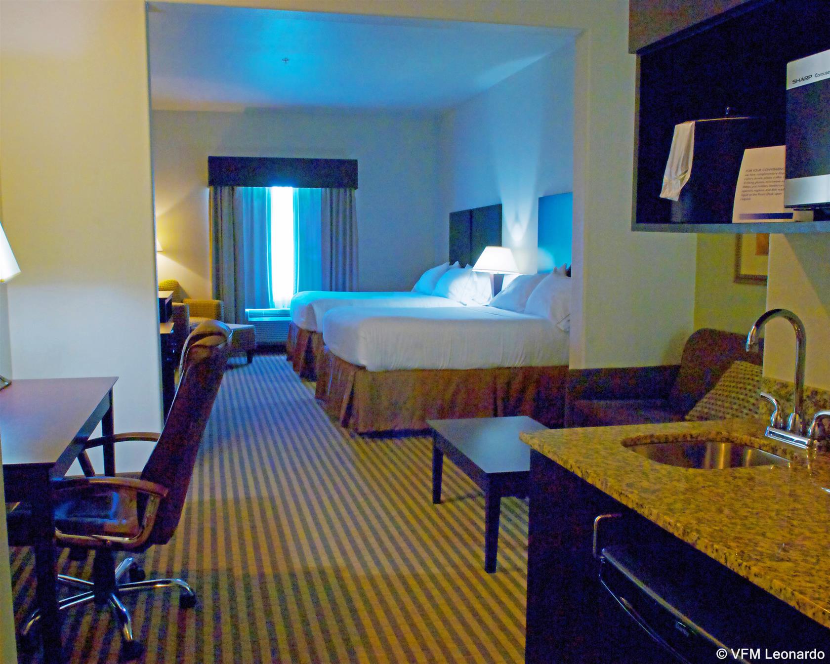 Holiday Inn Express Hotel & Suites Heber Springs