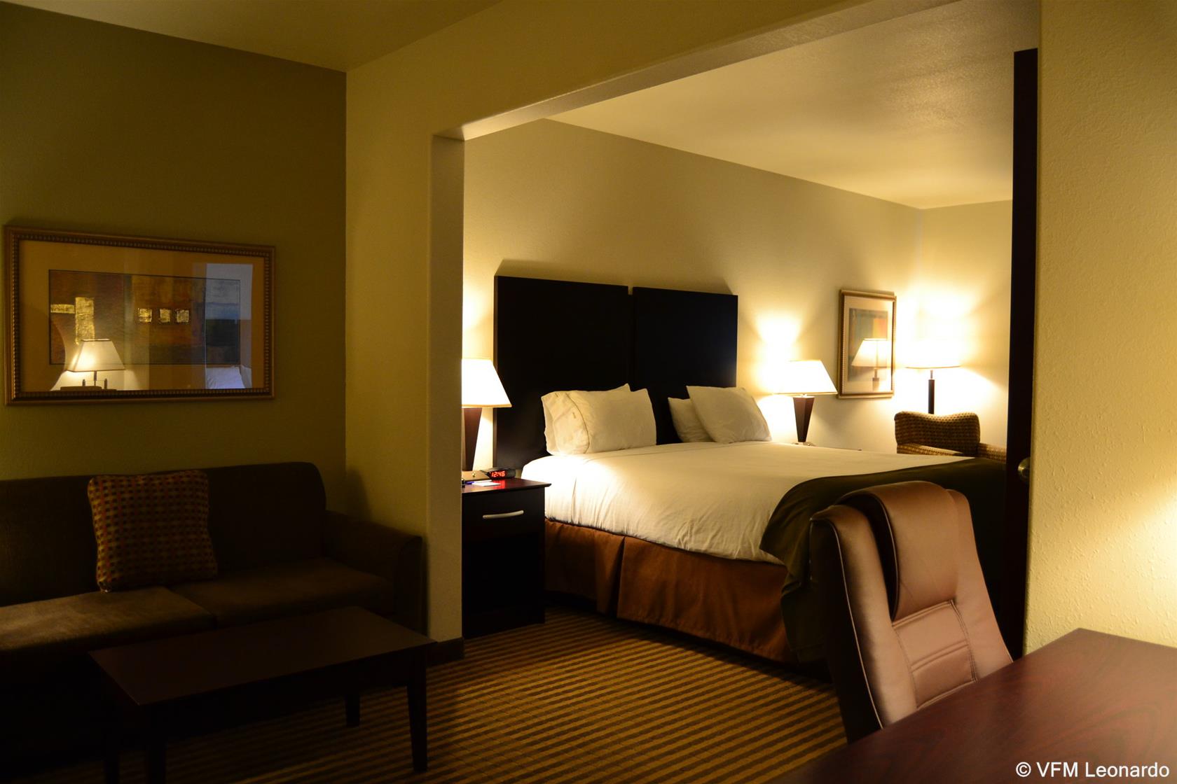 Holiday Inn Express Hotel & Suites Heber Springs