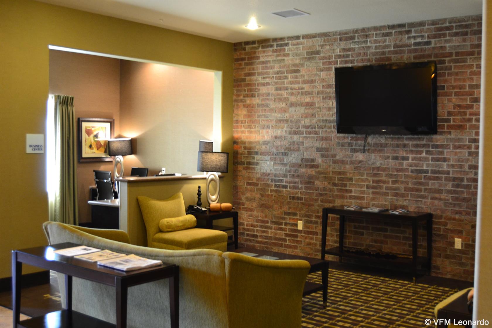 Holiday Inn Express Hotel & Suites Heber Springs