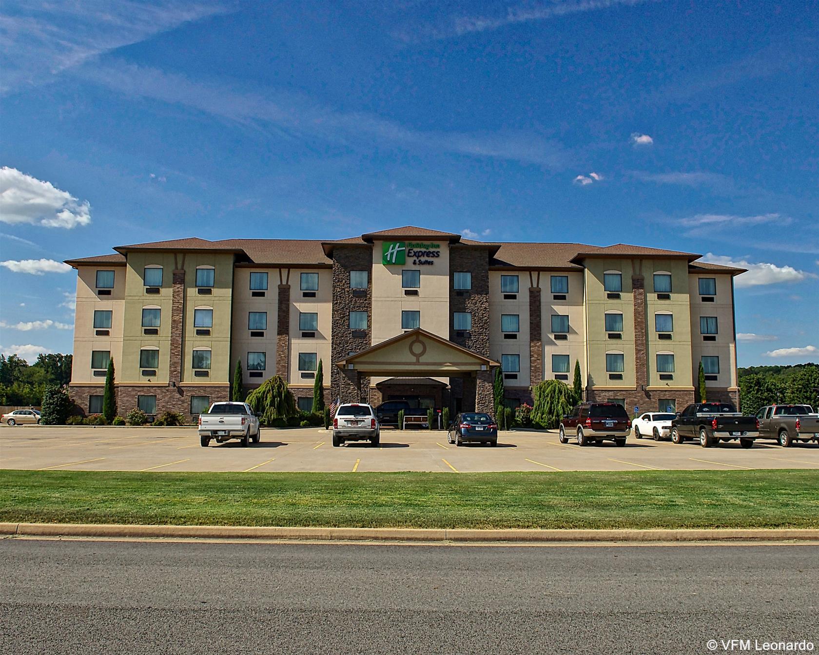 Holiday Inn Express Hotel & Suites Heber Springs