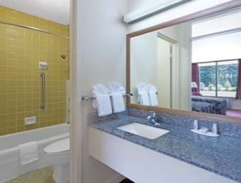 Super 8 by Wyndham Hope