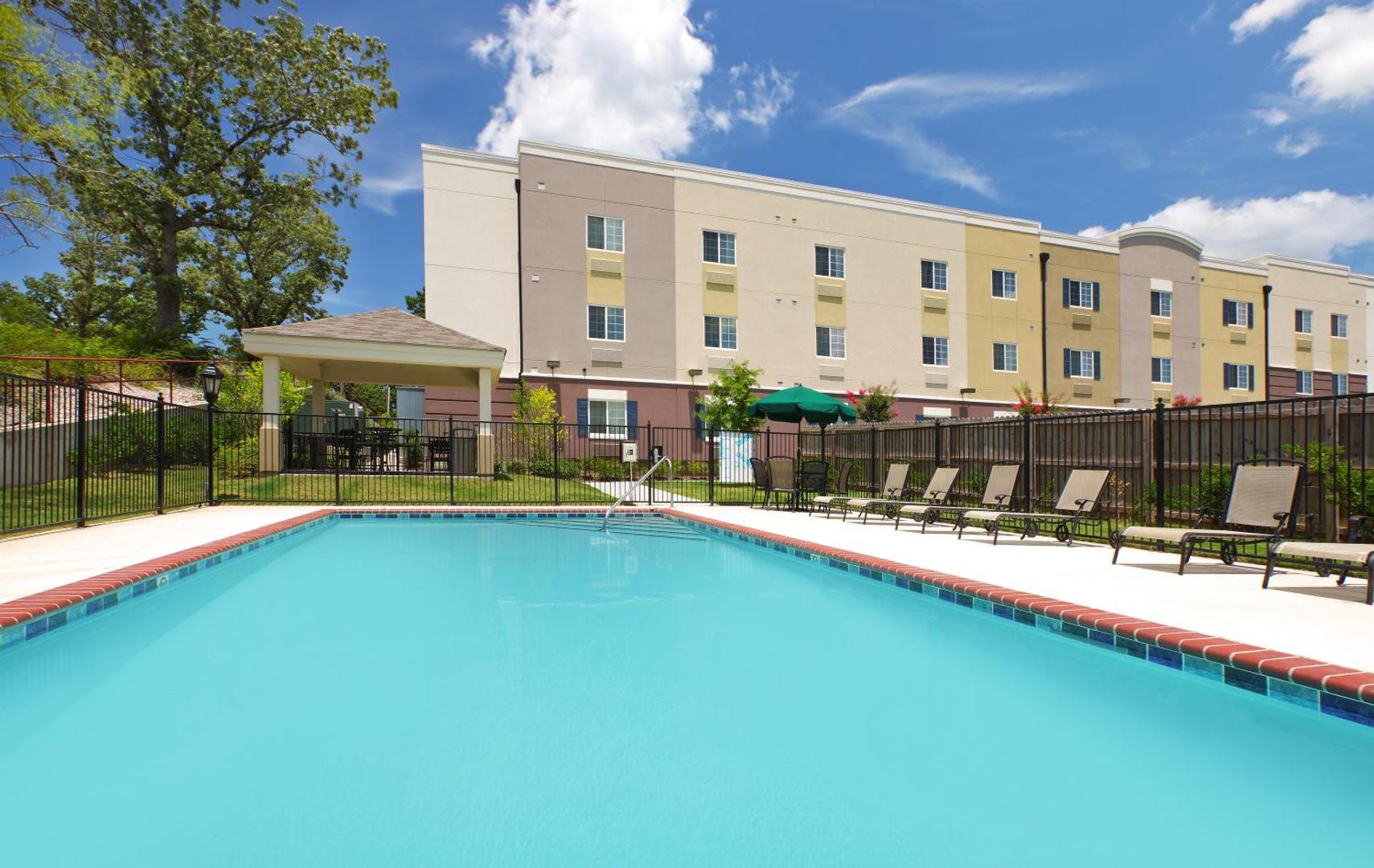 Candlewood Suites Hot Springs