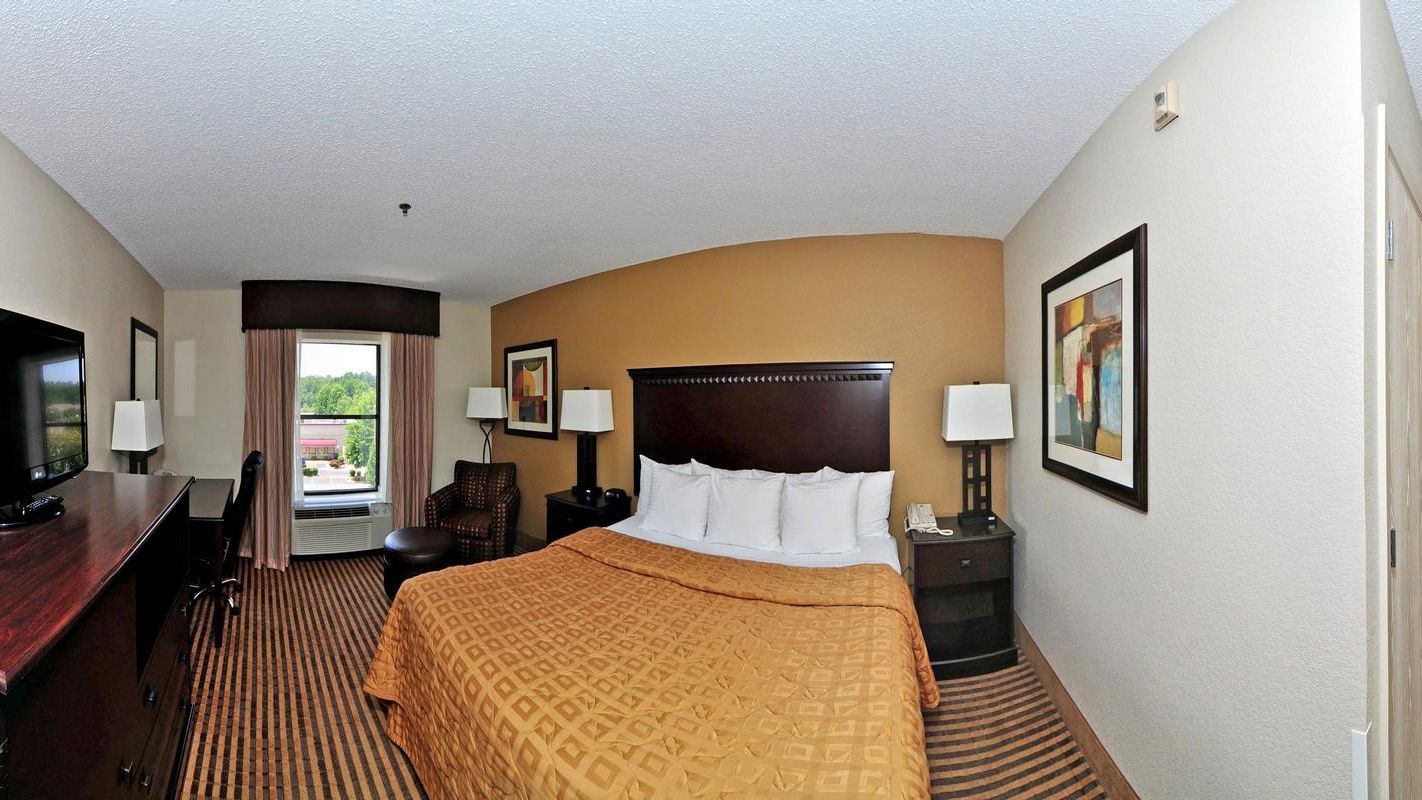 Comfort Inn & Suites