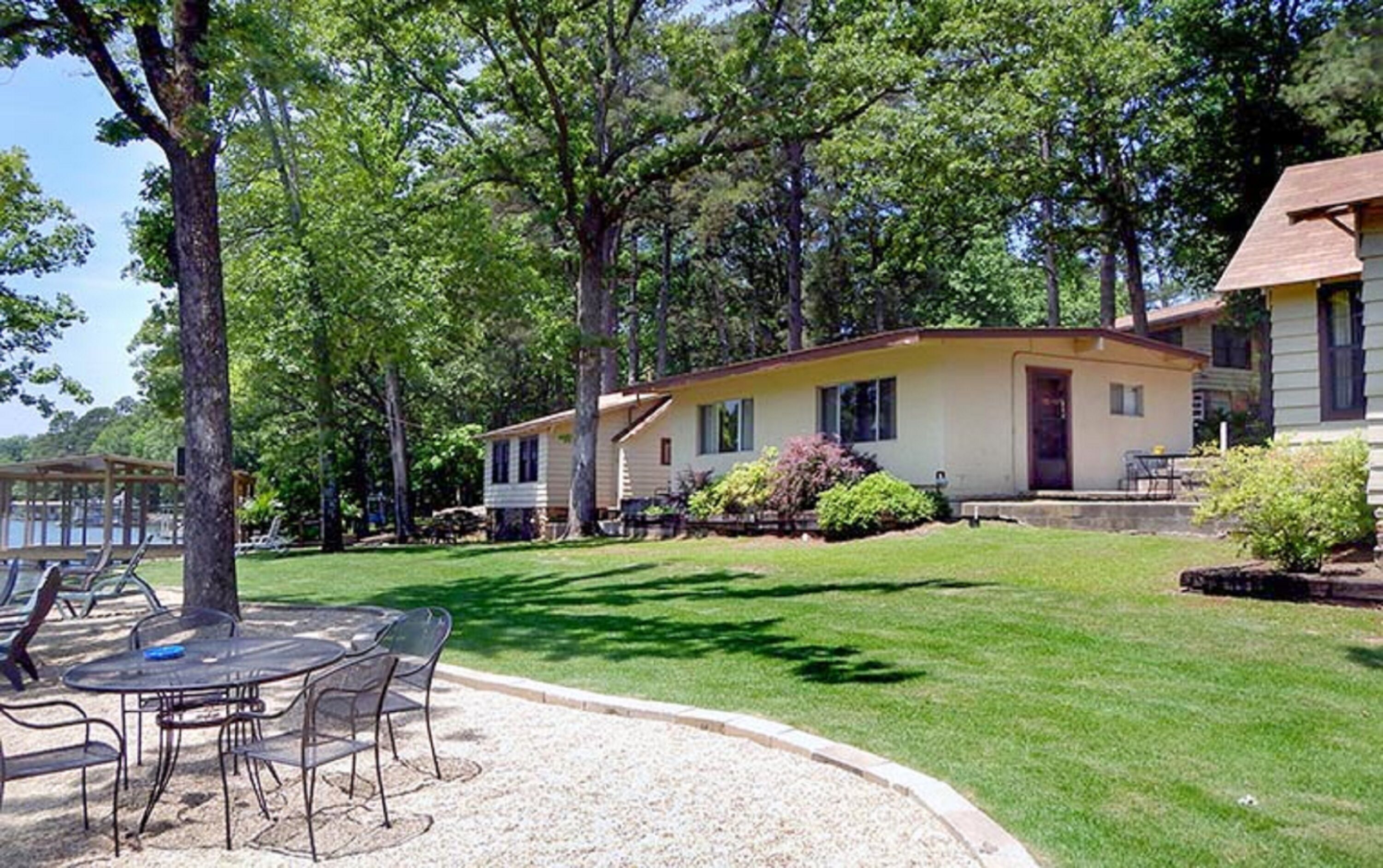Edgewater Resort