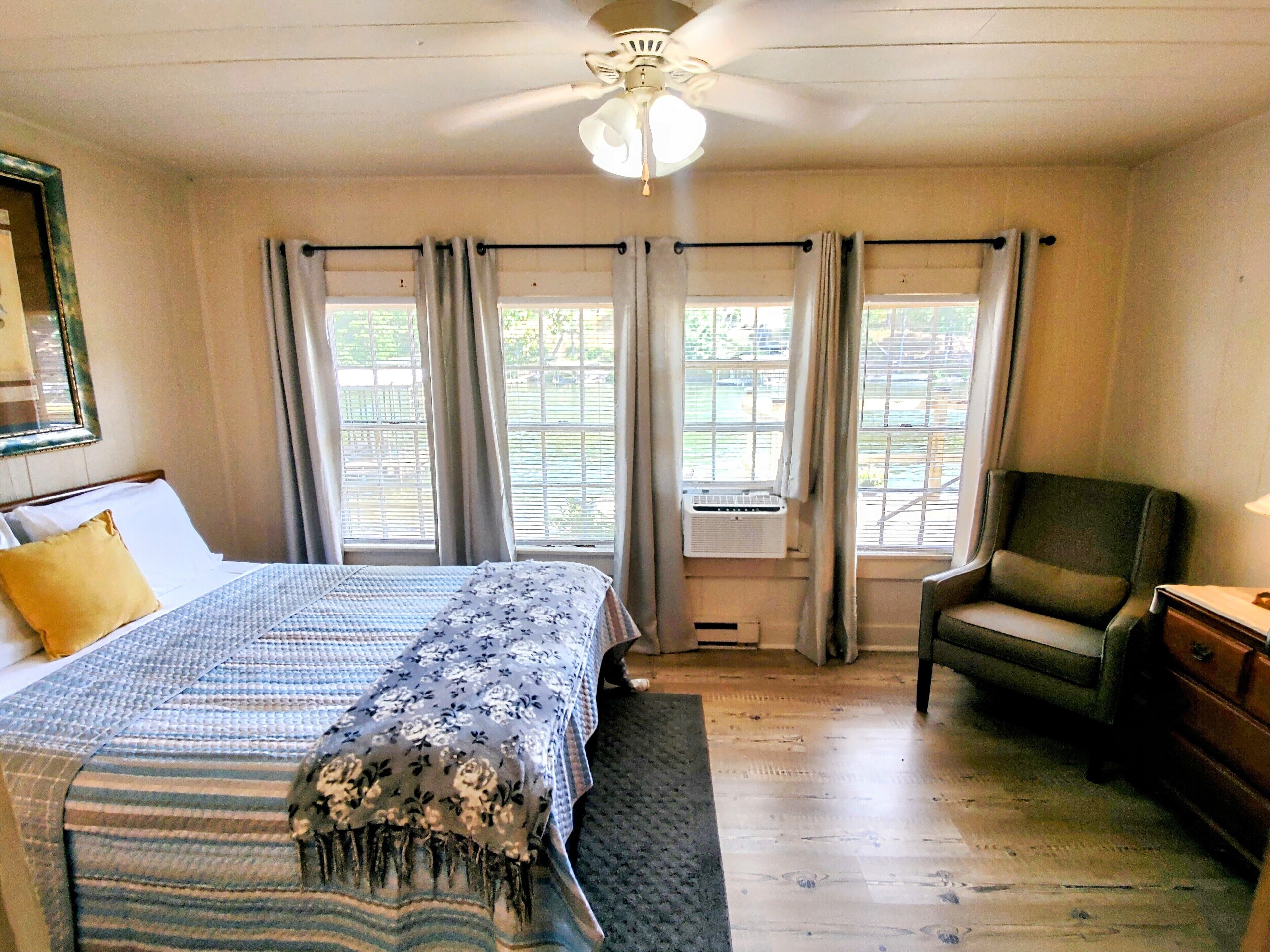 Edgewater Resort