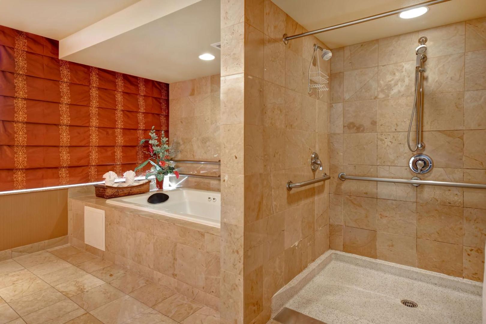 Embassy Suites by Hilton Hot Springs Hotel & Spa
