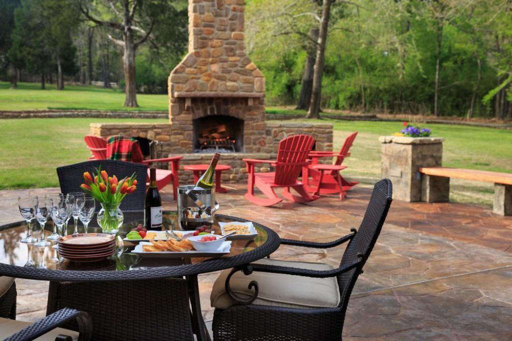 Hilltop Manor Bed and Breakfast
