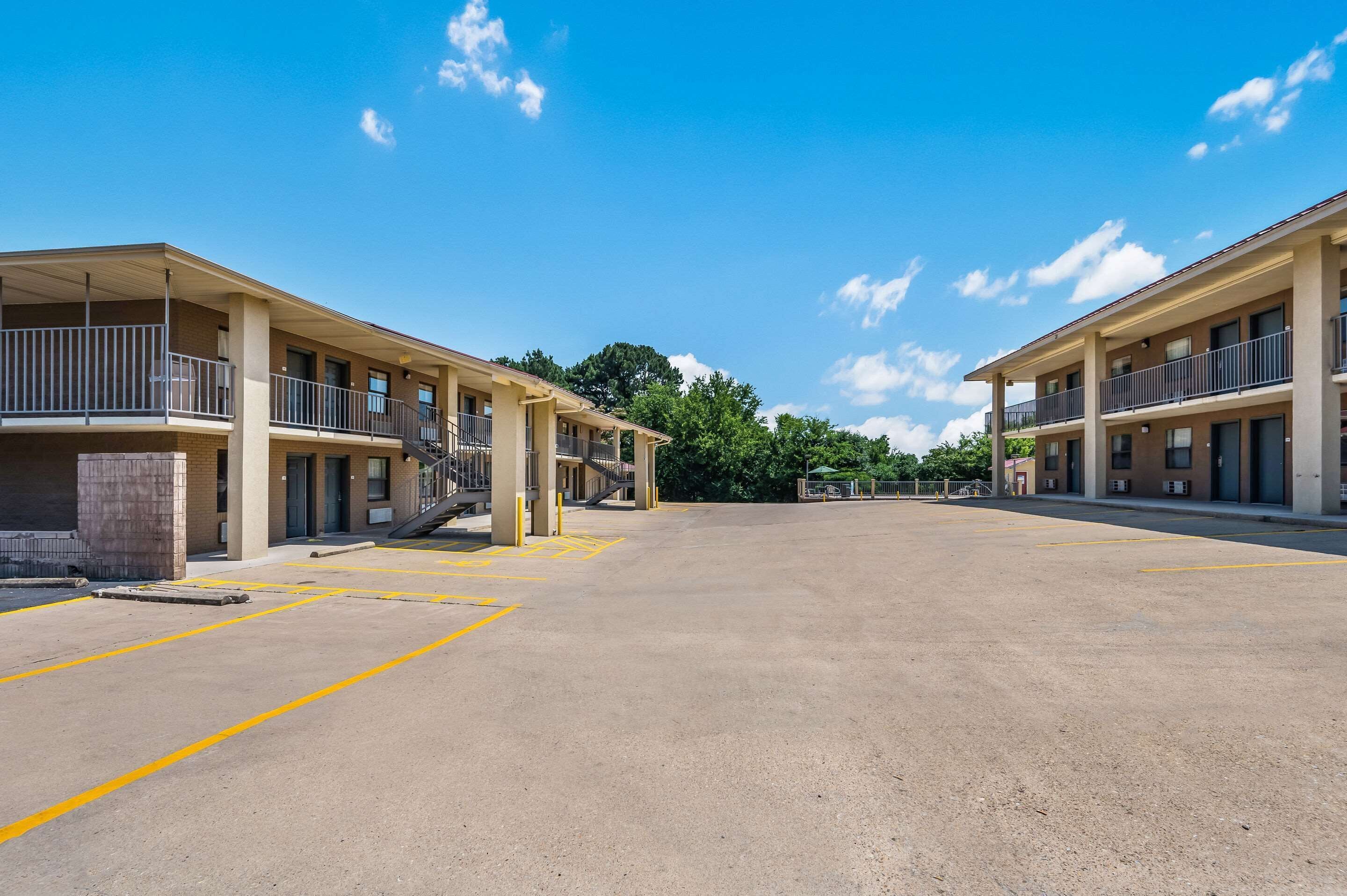 Quality Inn & Suites Hot Springs-Lake Hamilton