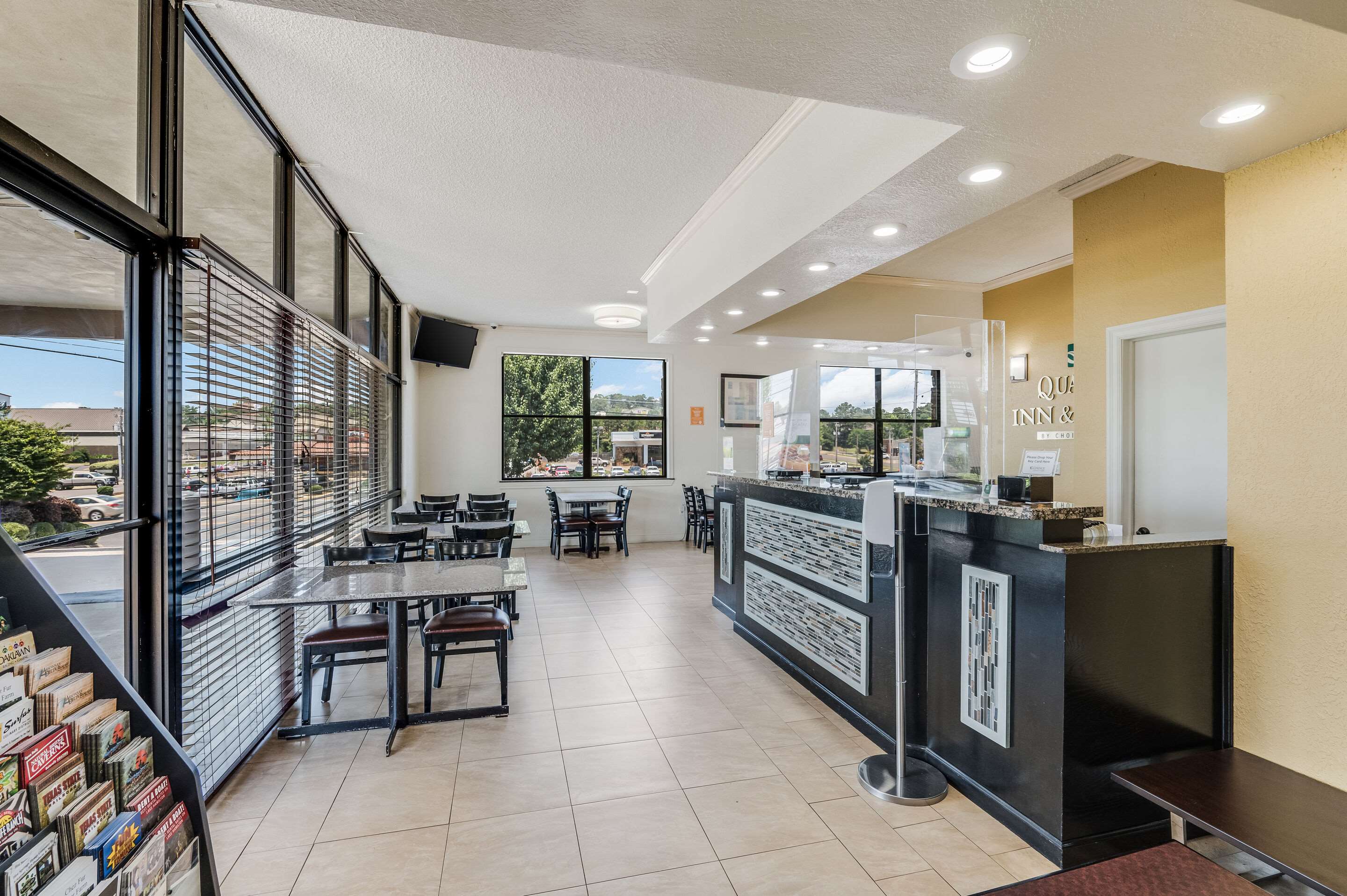 Quality Inn & Suites Hot Springs-Lake Hamilton