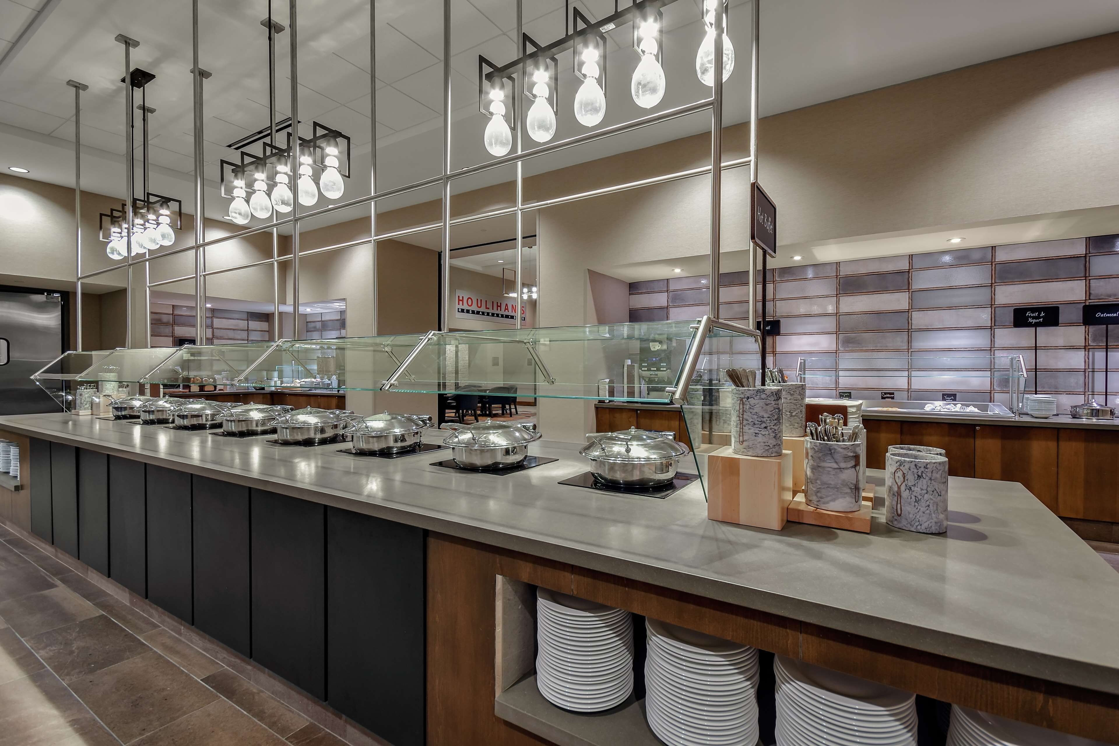 Embassy Suites by Hilton Jonesboro Red Wolf Convention Center