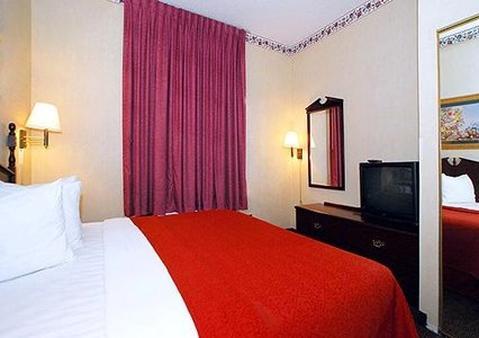 Ark Suites