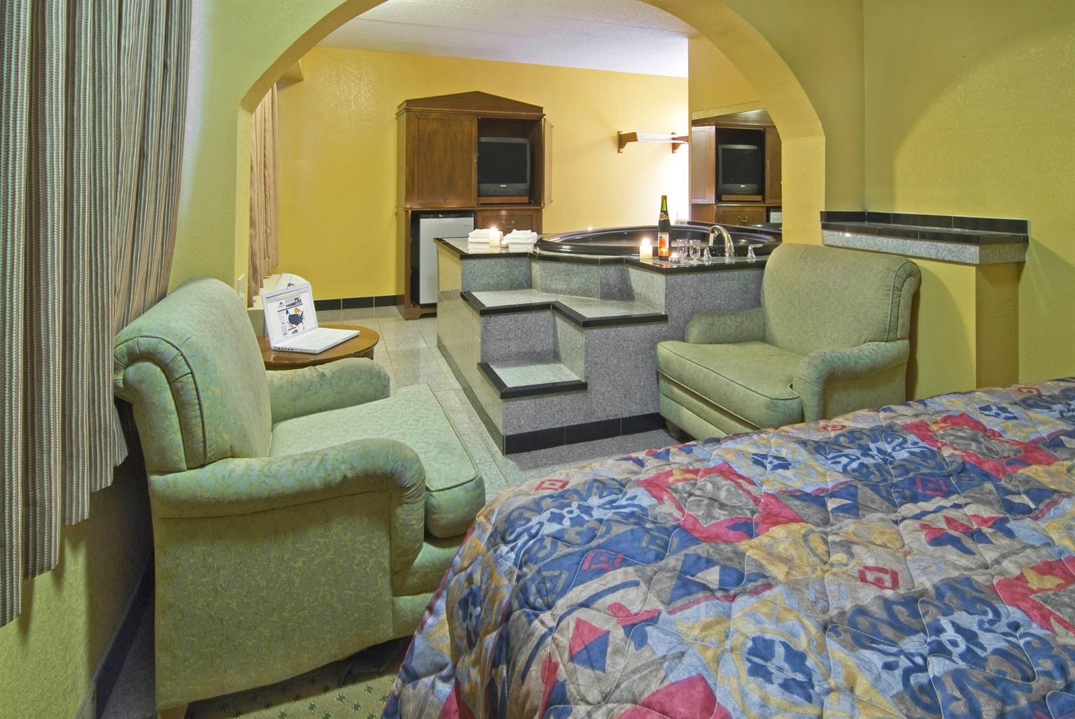 Americas Best Value Inn and Suites Little Rock