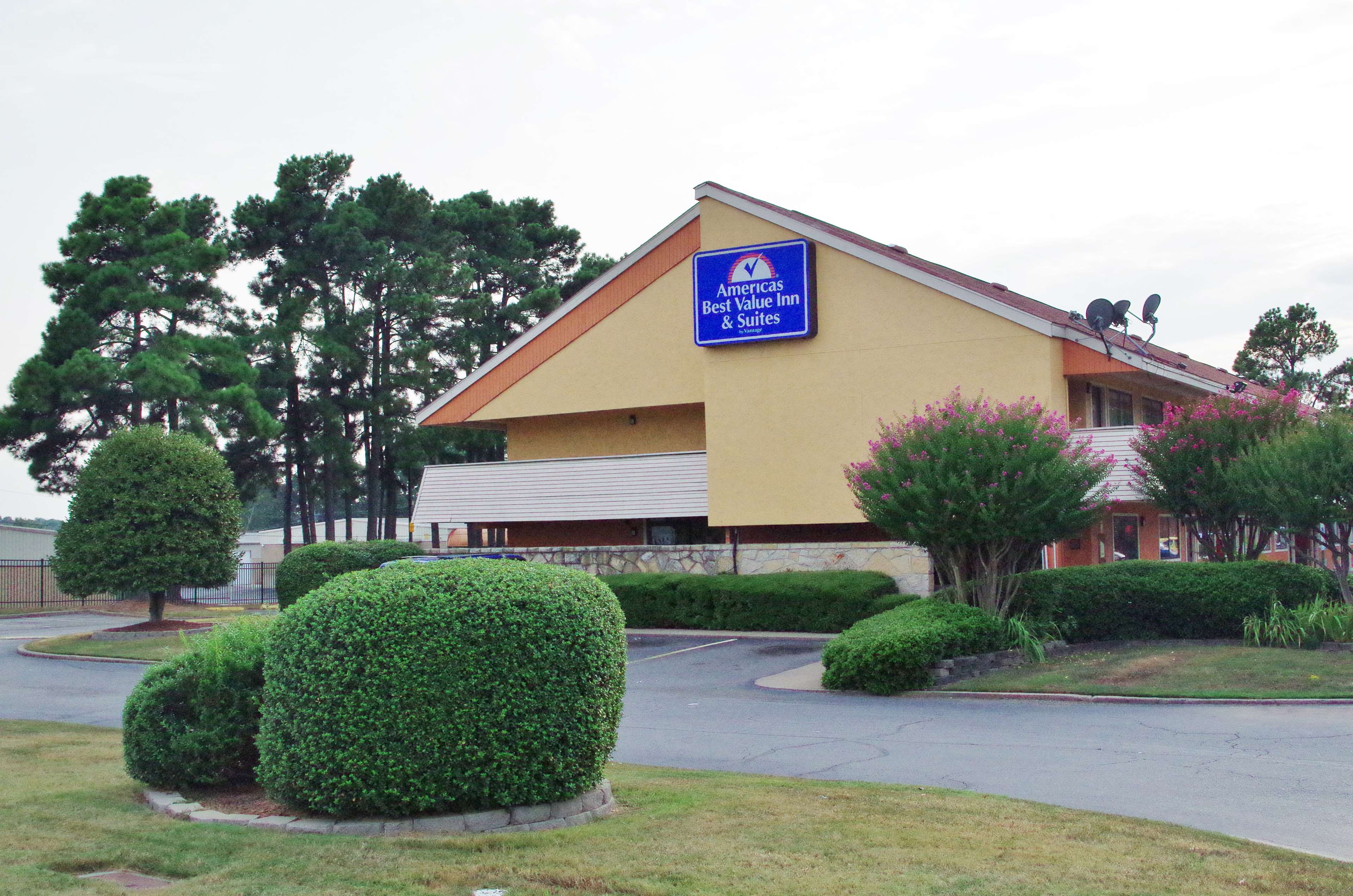 Americas Best Value Inn and Suites Little Rock