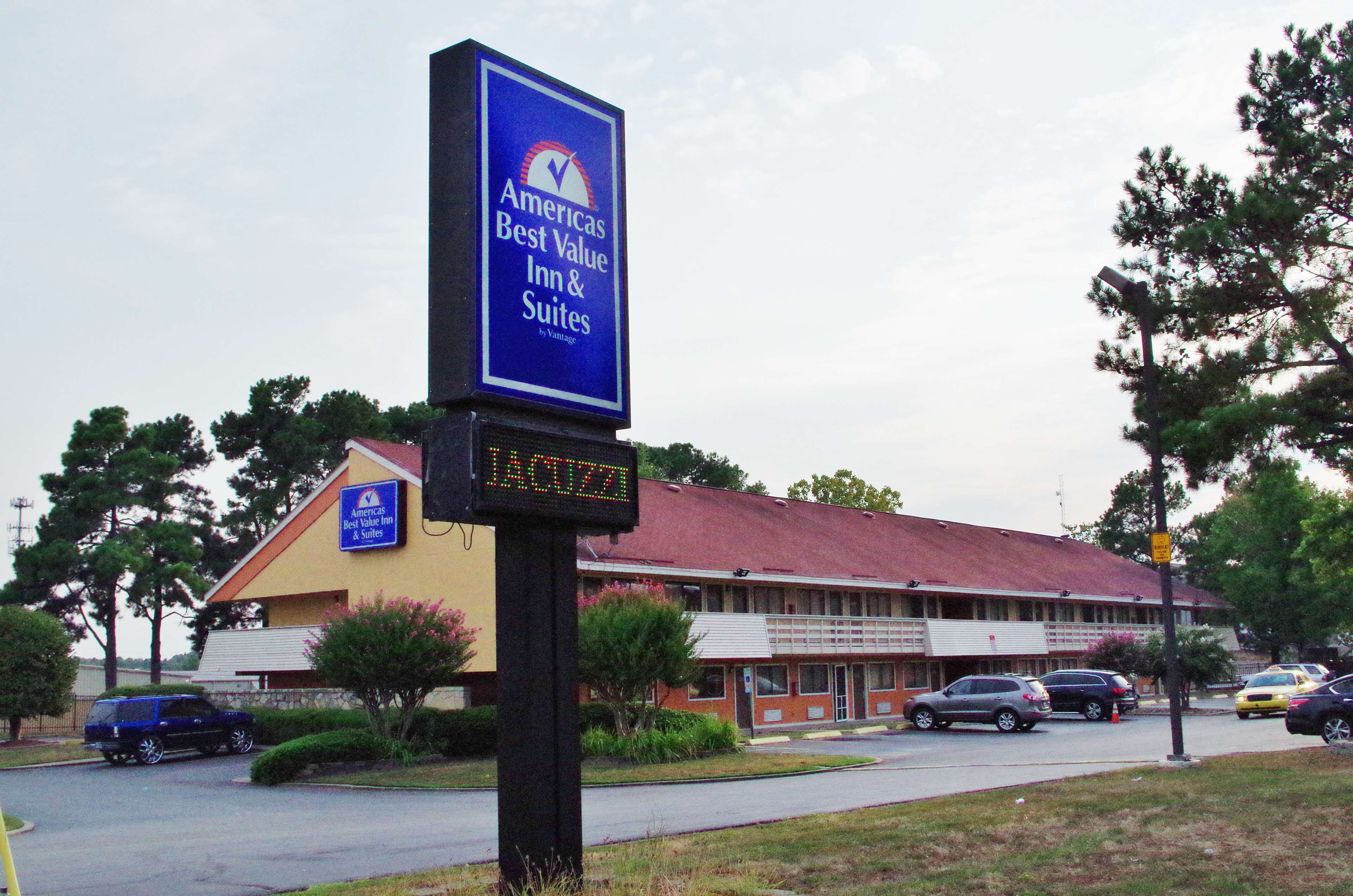 Americas Best Value Inn and Suites Little Rock