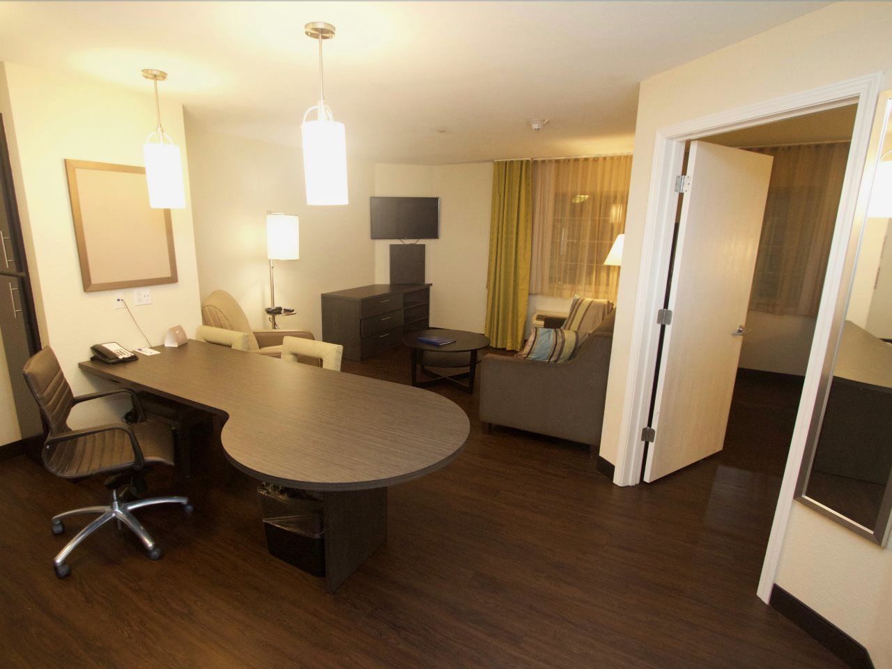 Candlewood Suites West Little Rock