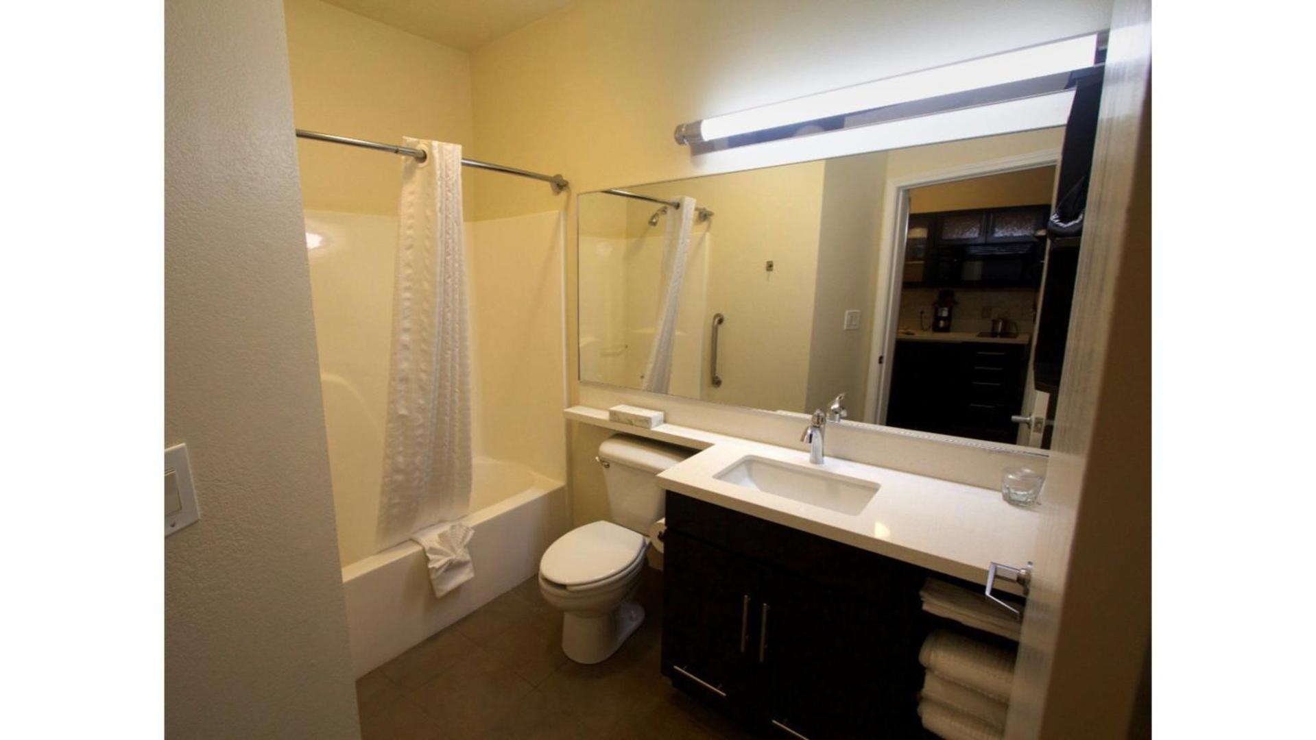 Candlewood Suites West Little Rock