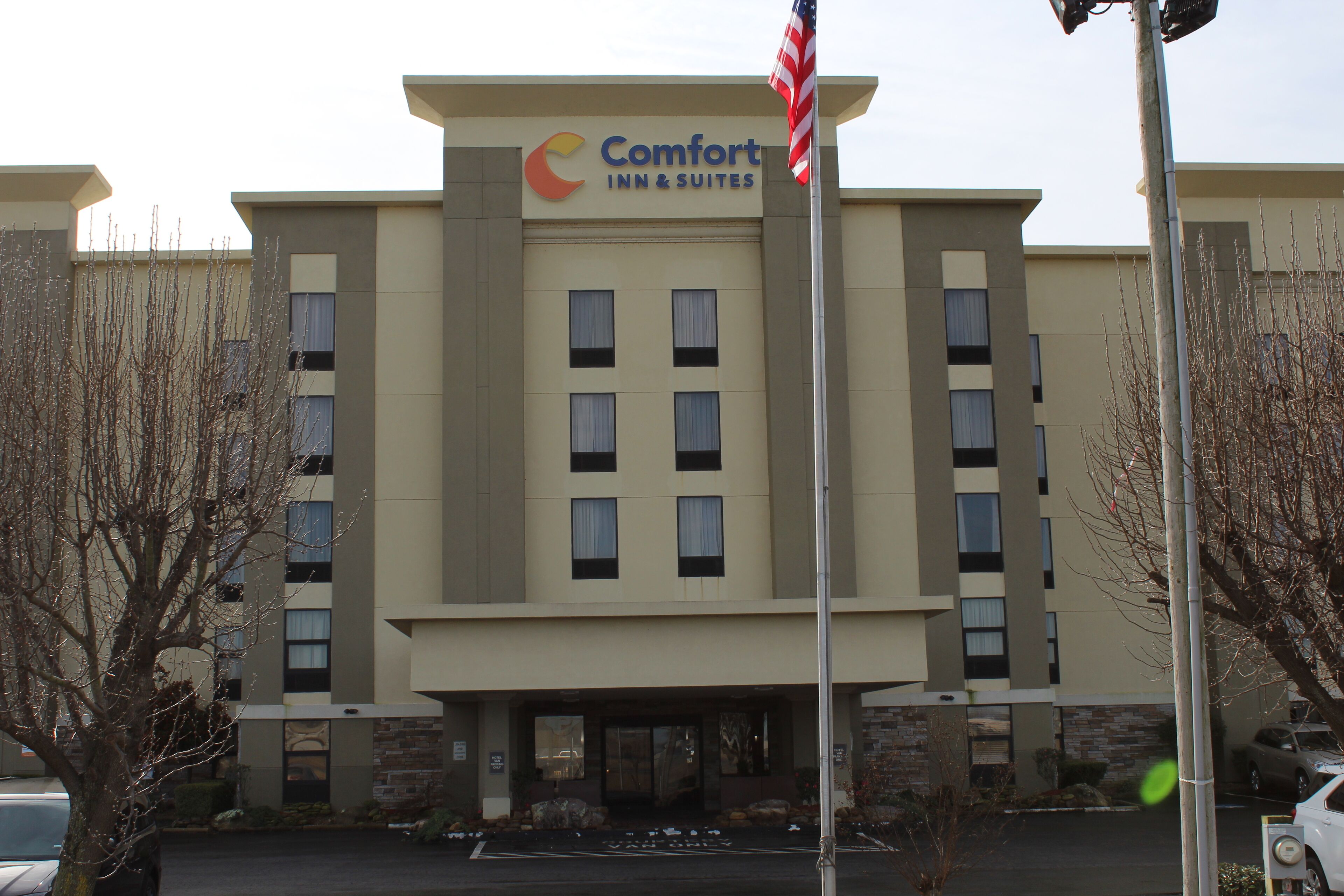 Comfort Inn & Suites Airport