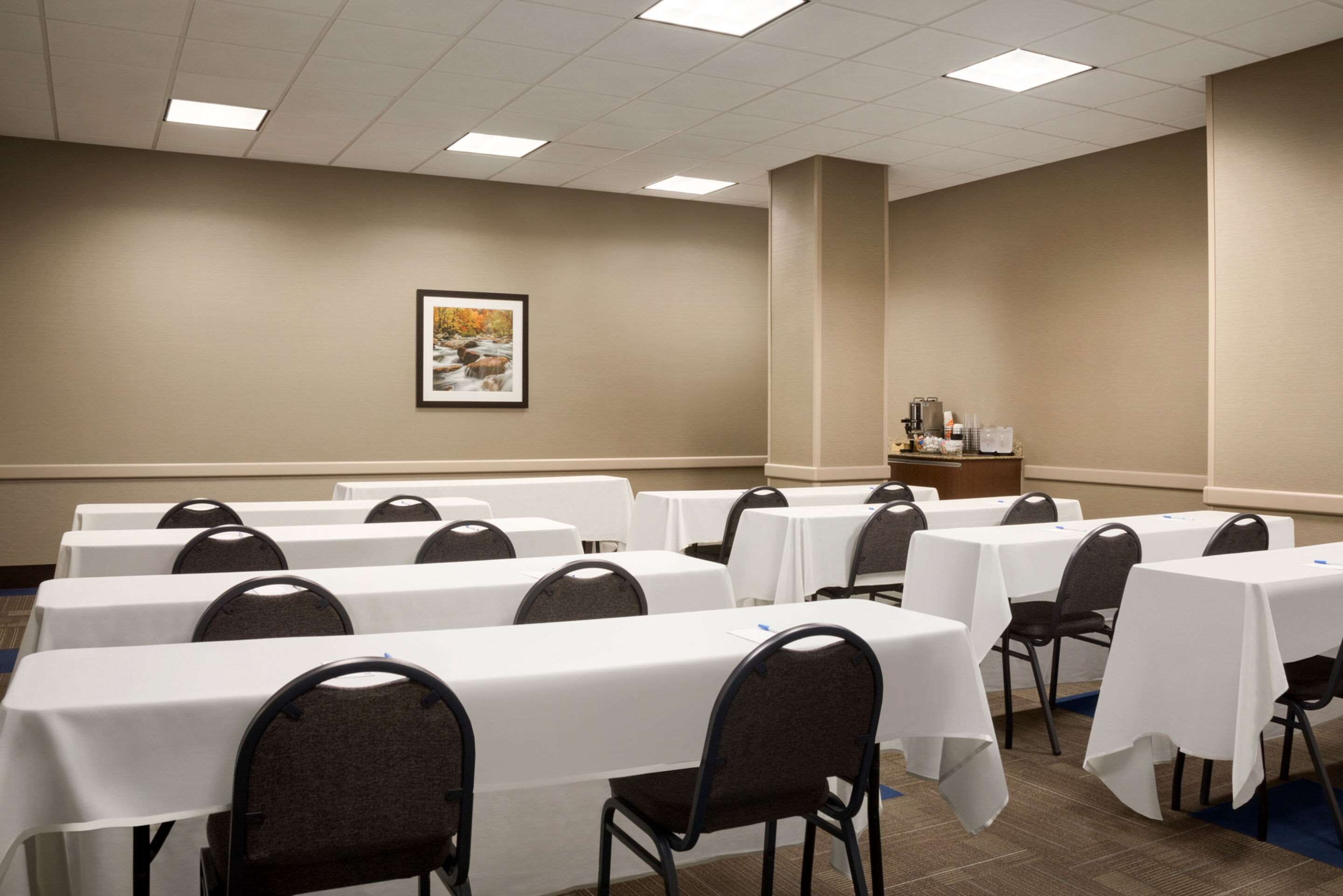 Comfort Inn & Suites Presidential