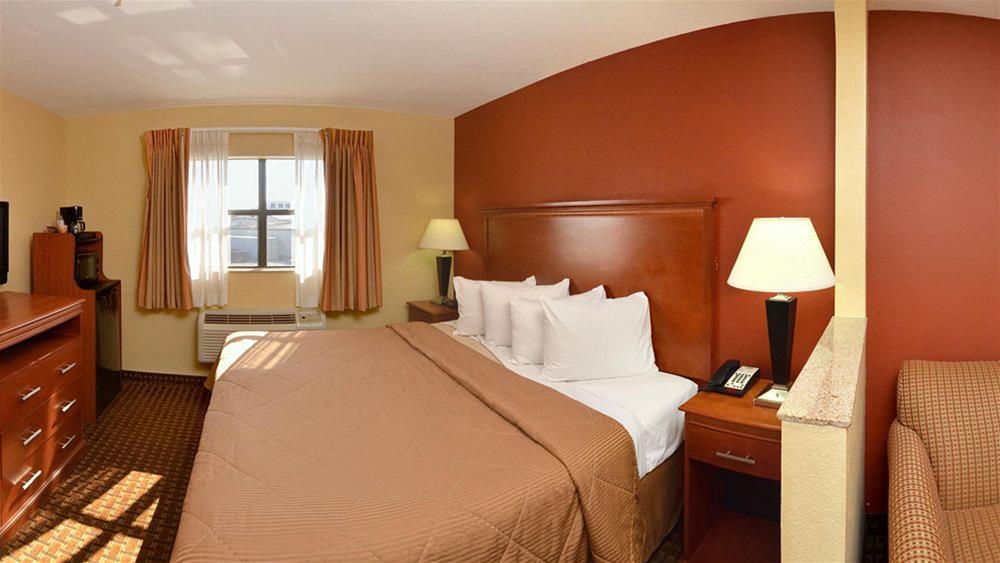 Econo Lodge Inn & Suites Little Rock