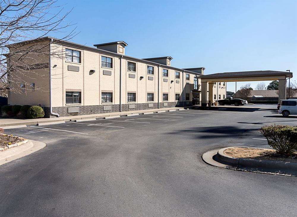 Econo Lodge Inn & Suites Little Rock