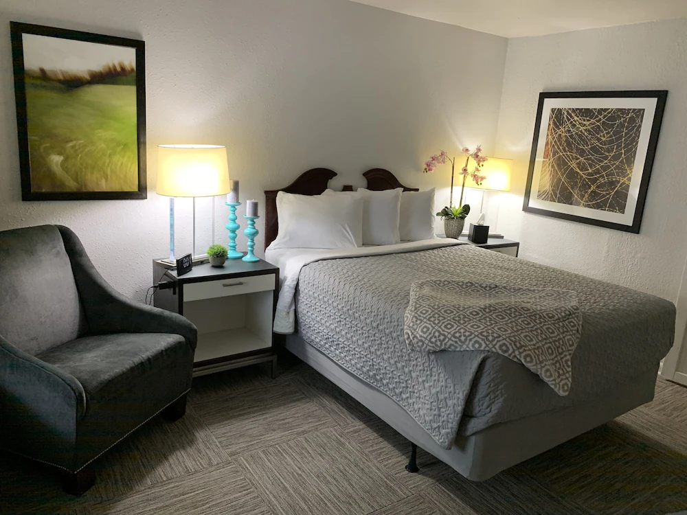 Heritage House Inn